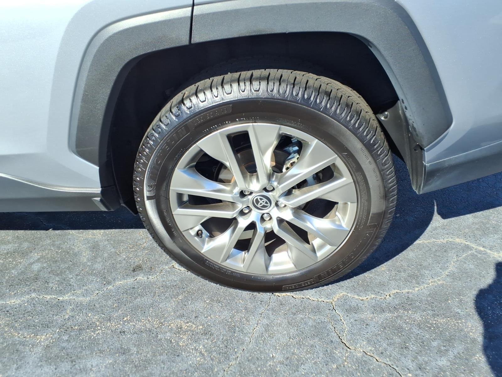 Used 2021 SILVER TOYOTA  image 15