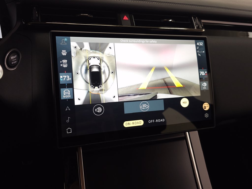 Certified Used 2026 White Land Rover Dynamic SE image 32