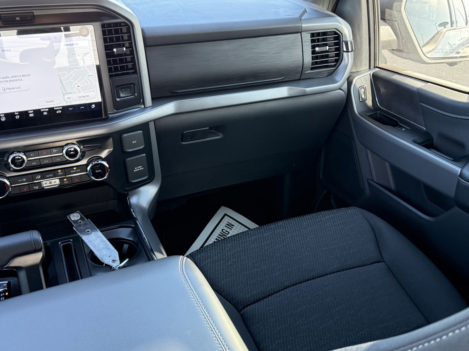 New 2026 Oxford White Ford XLT image 12
