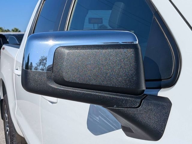 Used 2022 White Chevrolet LT image 11