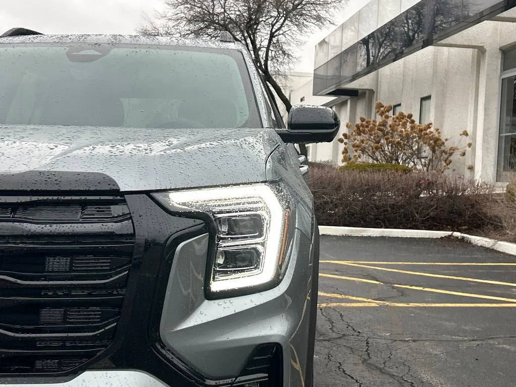 New 2026 Sterling Metallic GMC Elevation Black Edition image 12