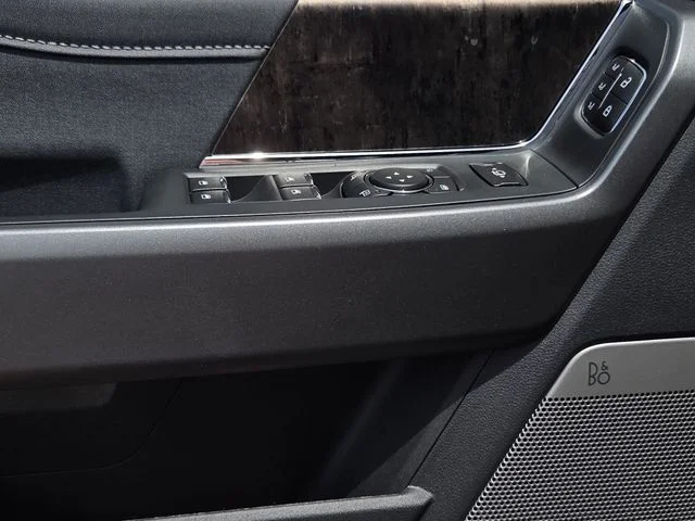New 2026 Carbonized Gray Metallic Ford F-250® Lariat® image 35