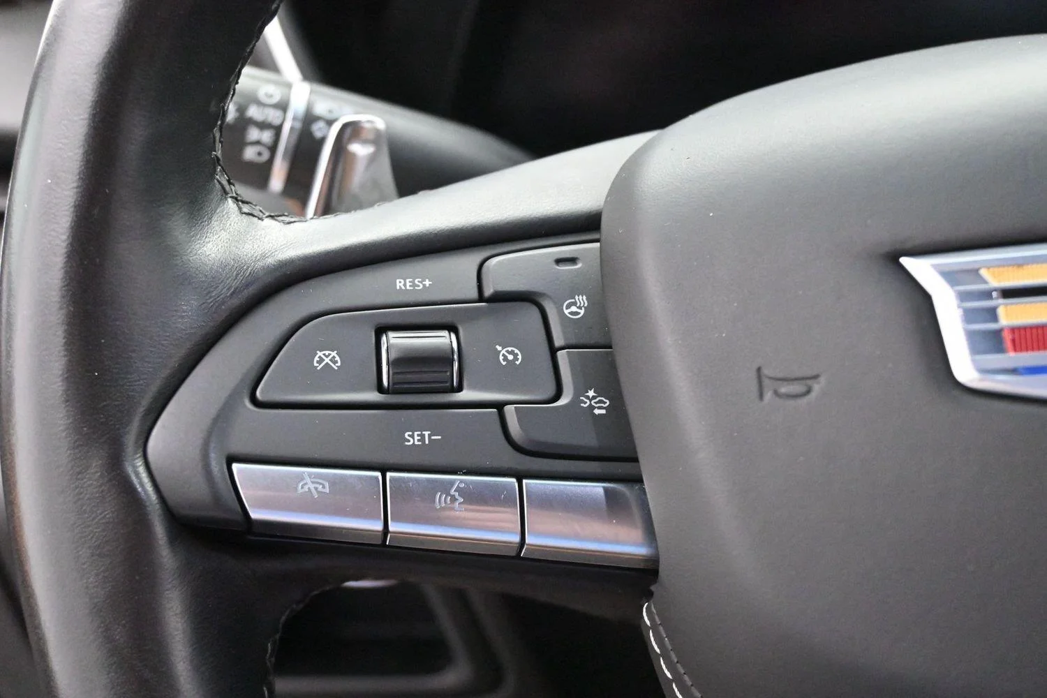 Used 2024 Crystal White Tricoat Cadillac Premium Luxury image 18