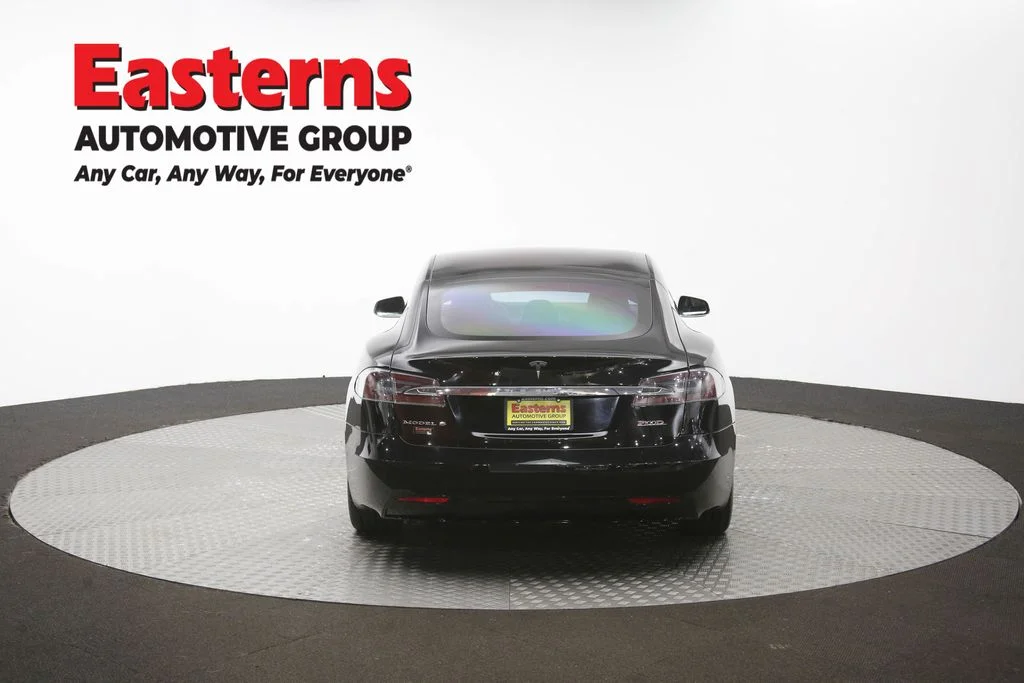 Used 2018 Black Tesla 75D image 35