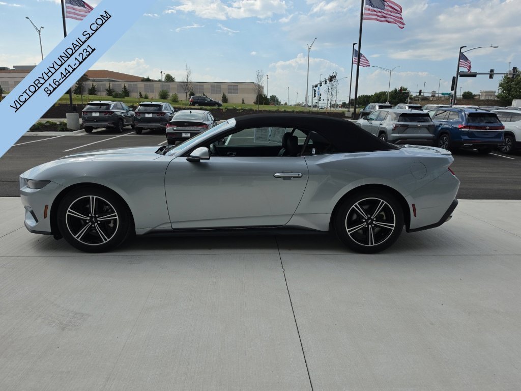 Used 2025 Ford Mustang EcoBoost Premium with VIN 1FAGP8UH3S5112683 for sale in Kansas City