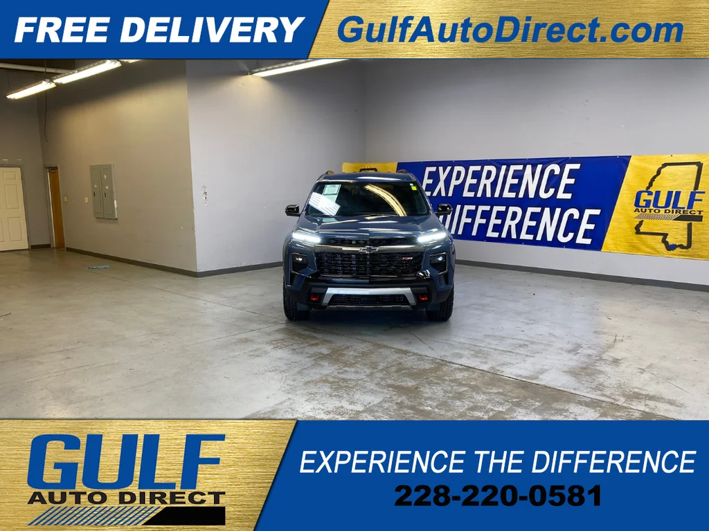 Used 2026 Blue Chevrolet Z71 image 3
