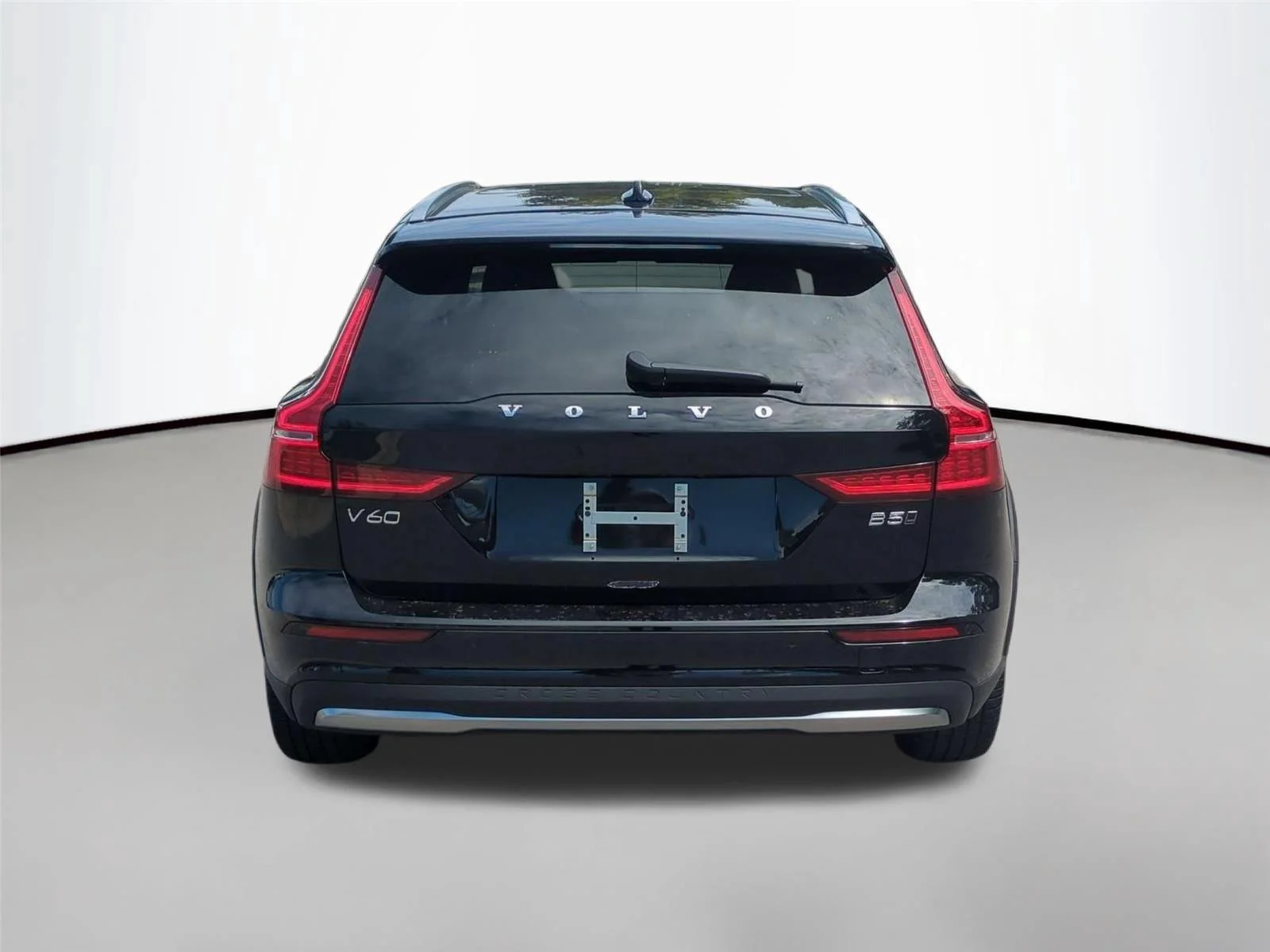 Used 2026 Onyx Black Metallic Volvo Ultra image 4