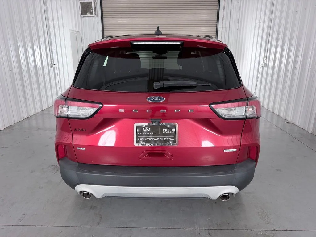 Used 2020 Red Ford SE image 6