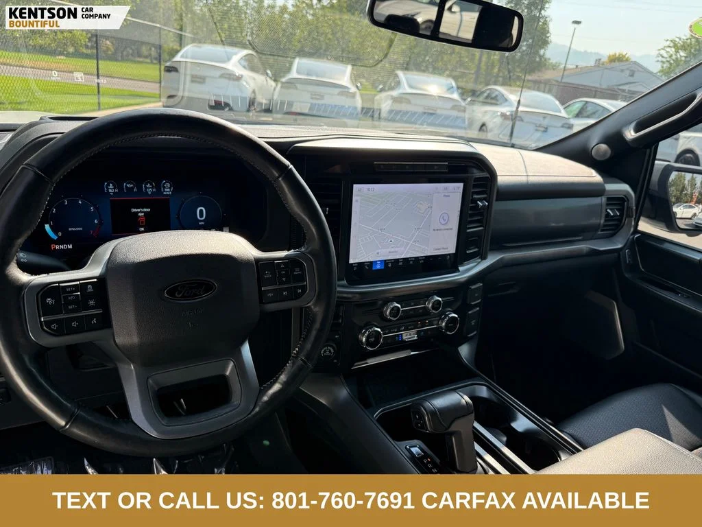 Used 2024 Gray Ford Lariat image 27
