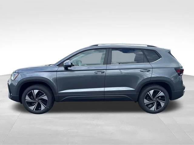 New 2026 Platinum Gray Metallic Volkswagen SE image 4