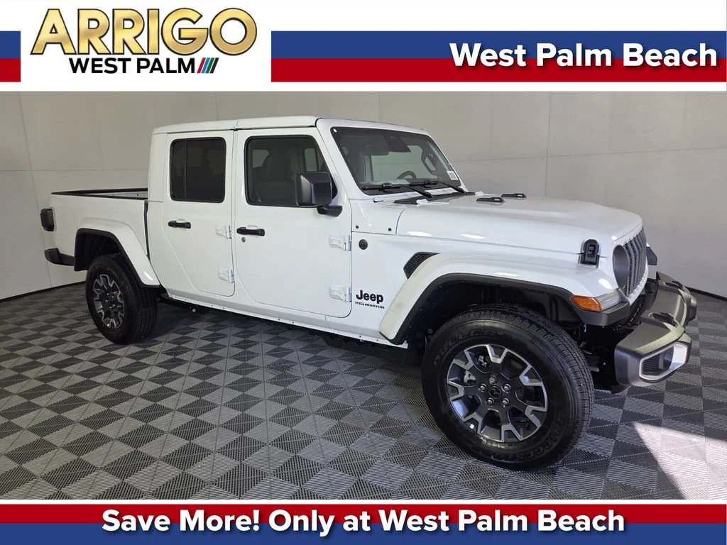 2026 Jeep Gladiator Sahara Auto's photo