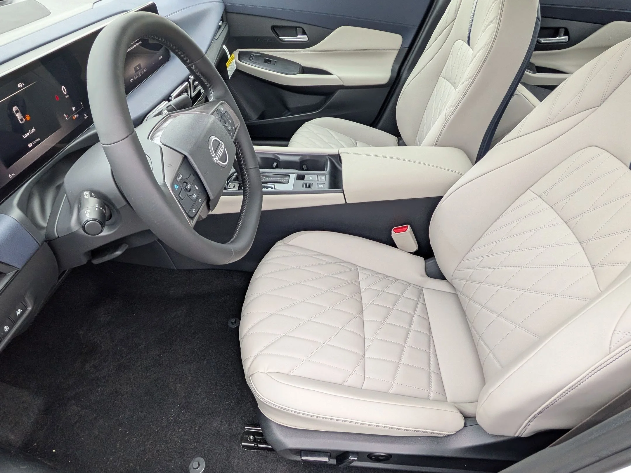 2026 Nissan Sentra SL - Photo 12
