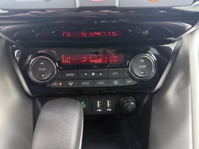 2025 Mitsubishi Eclipse Cross LE - Photo 35