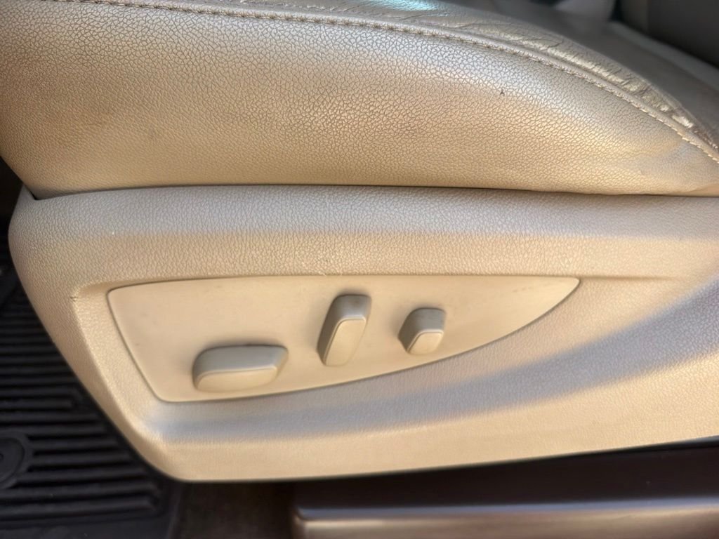 Used 2017 Red Chevrolet LTZ image 11