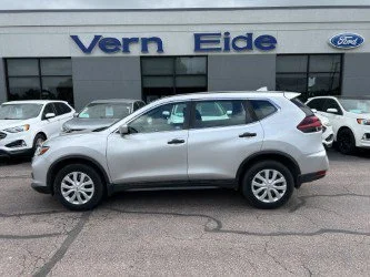 Used 2018 Brilliant Silver Nissan S image 1