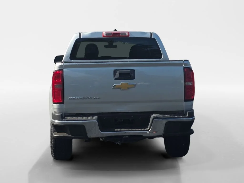 Used 2019 Silver Ice Metallic Chevrolet Work Truck image 7