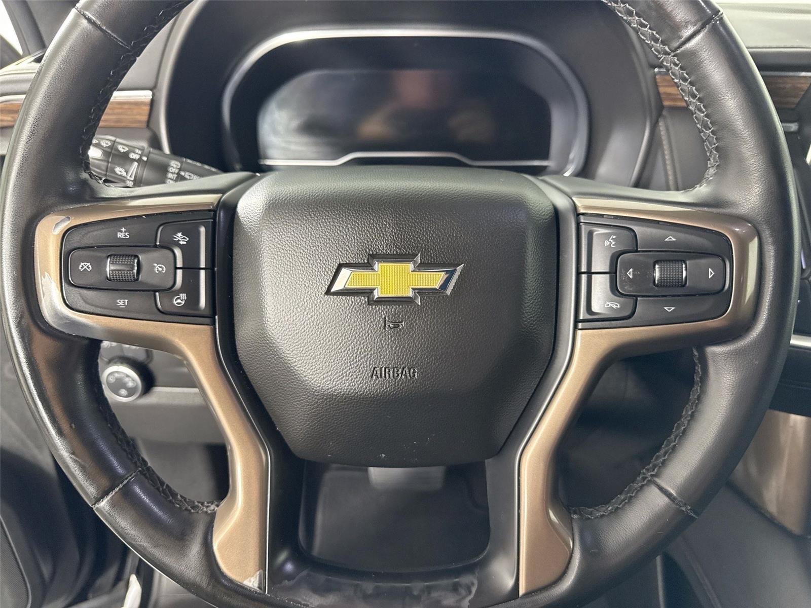 Used 2023 Black Chevrolet High Country image 17