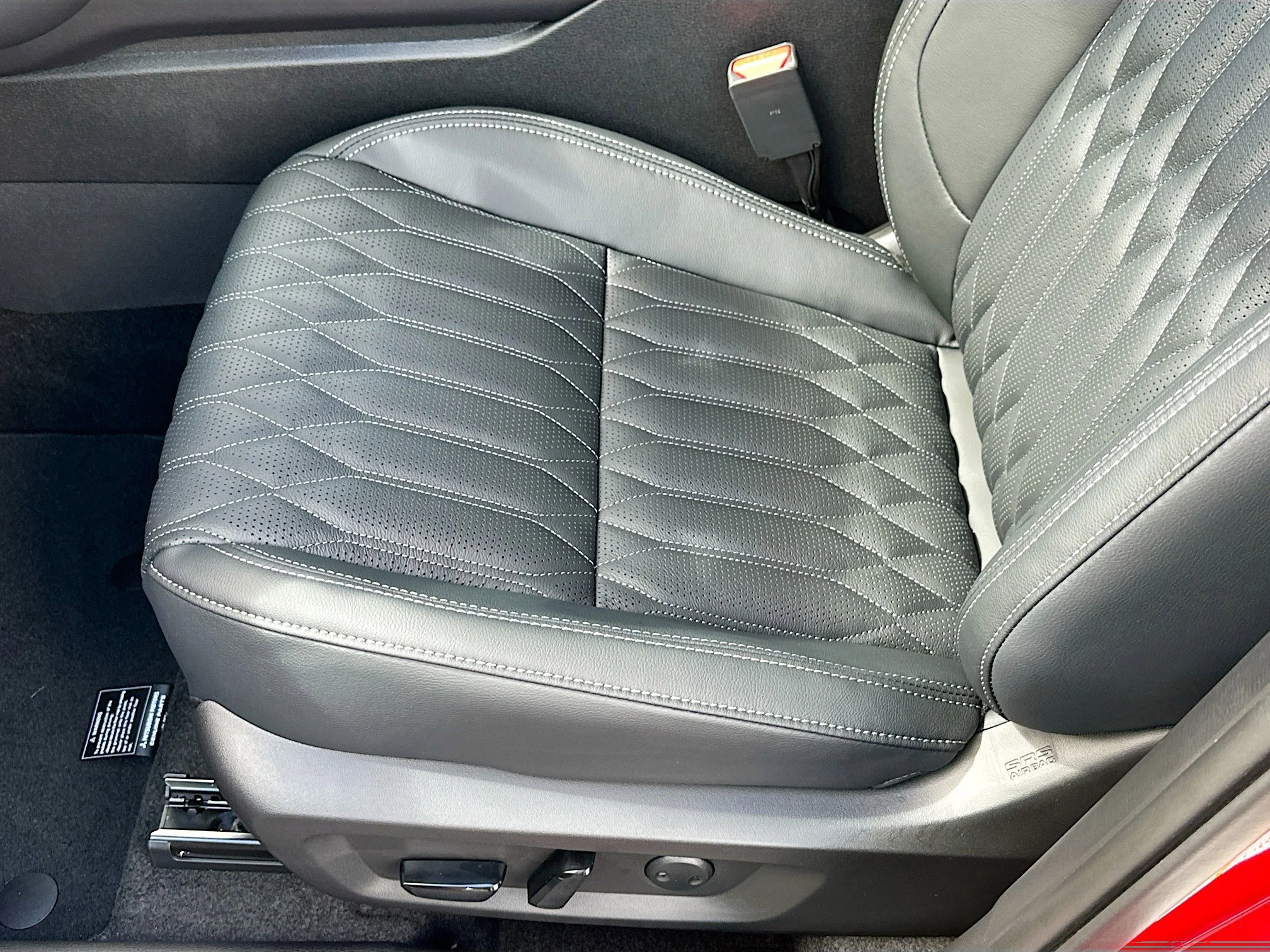 2026 Mitsubishi Outlander SEL - Photo 14