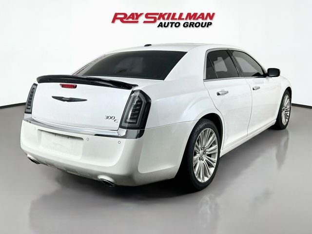 Used 2013 White Chrysler C image 7