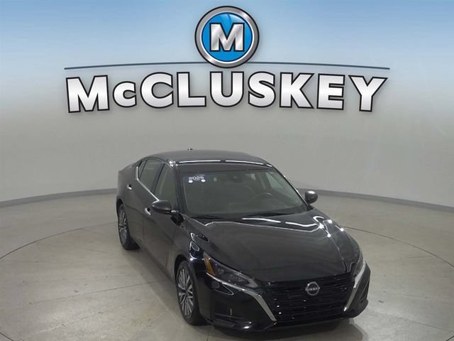 2025 Nissan Altima SV - Photo 8
