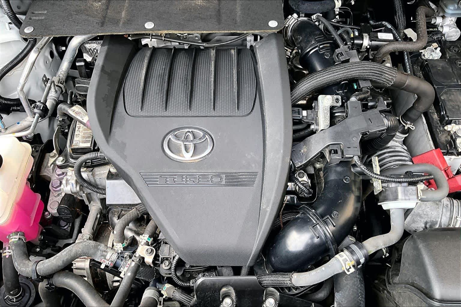 Used 2023 Wind Chill Pearl Toyota XLE image 33