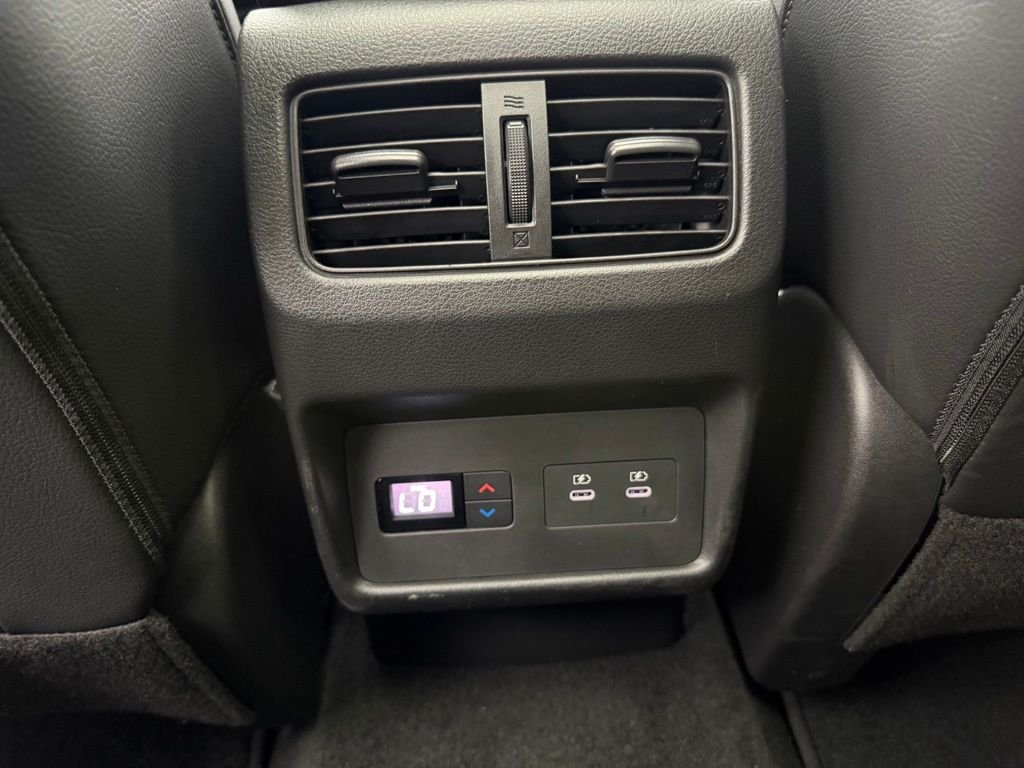 2024 Nissan Rogue SL - Photo 31