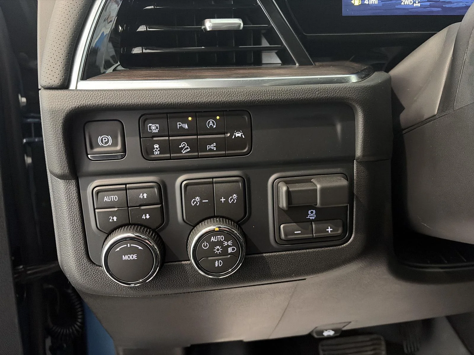 New 2026 Lakeshore Blue Metallic Chevrolet Premier image 21