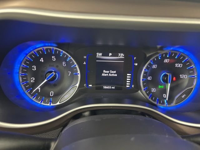Used 2023 Black Chrysler LX image 20