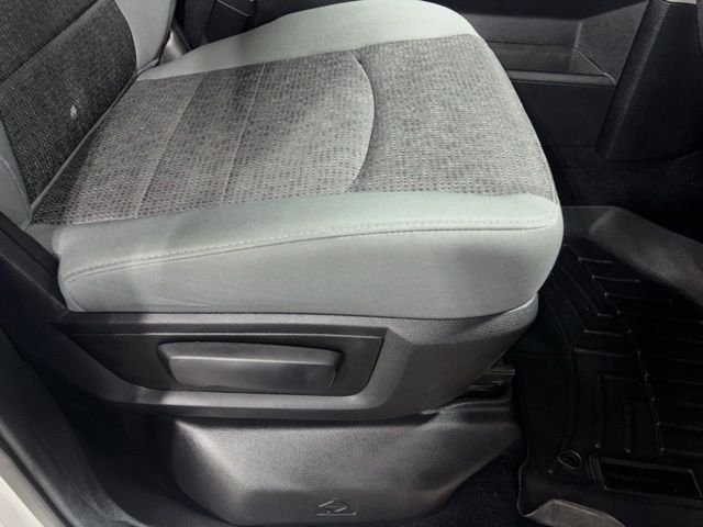 Used 2014 White Ram Big Horn image 20