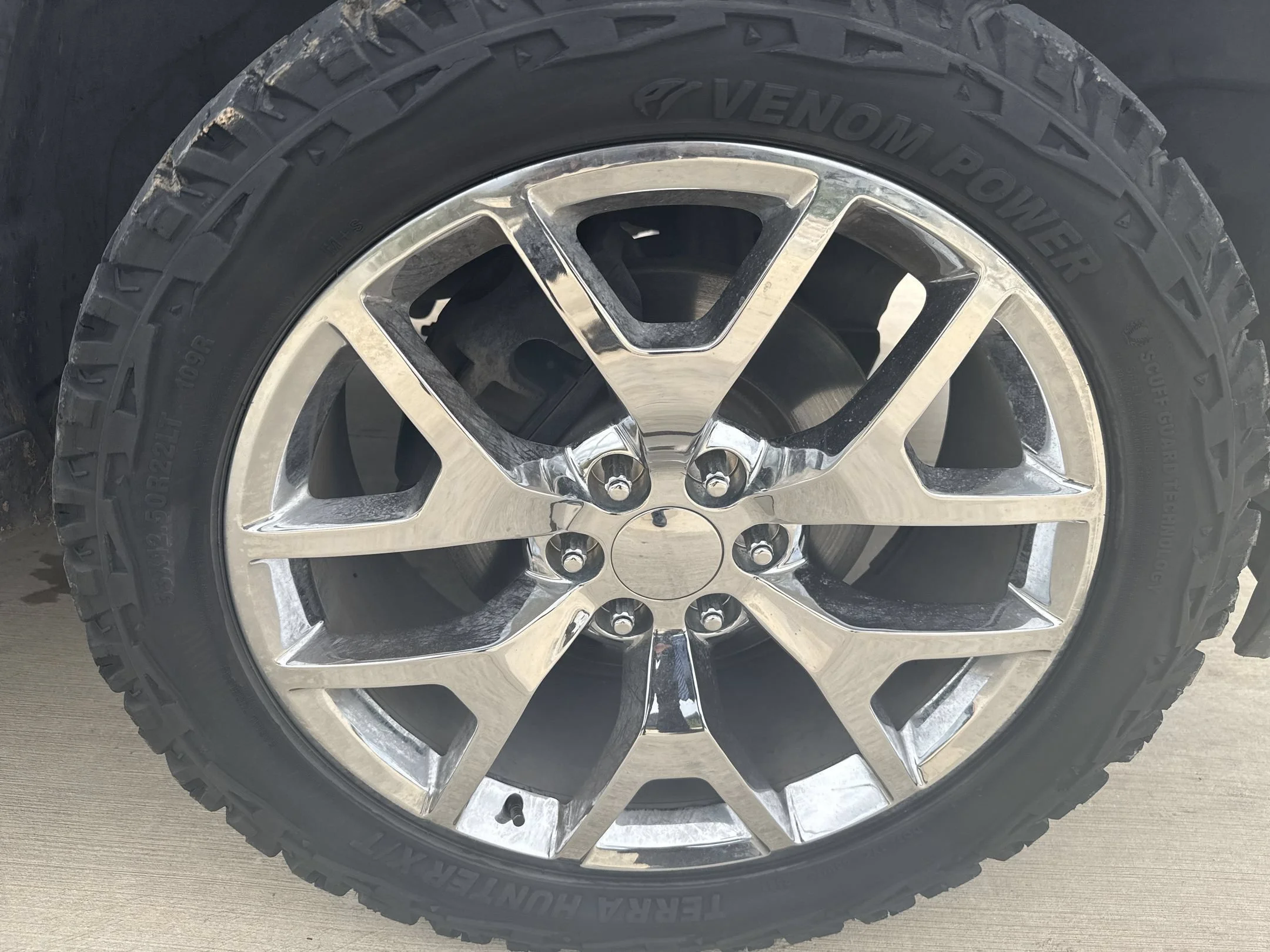 Used 2019 Blue Ram Big Horn/Lone Star image 10
