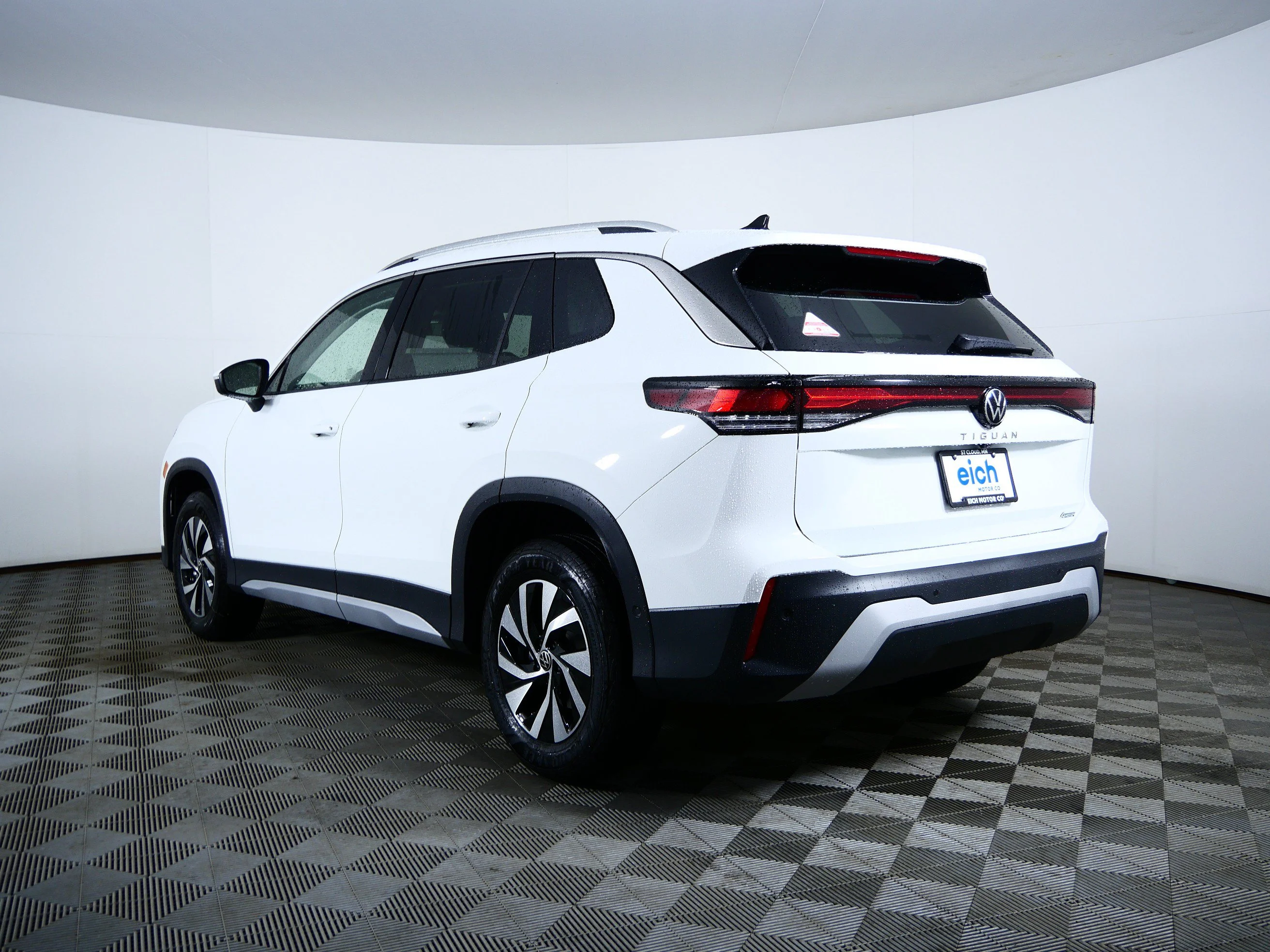 New 2026 Pure White Volkswagen S image 5