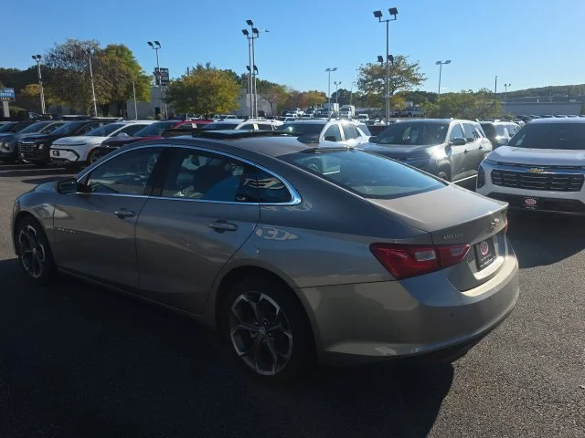 Used 2024 Gray Chevrolet LT image 4