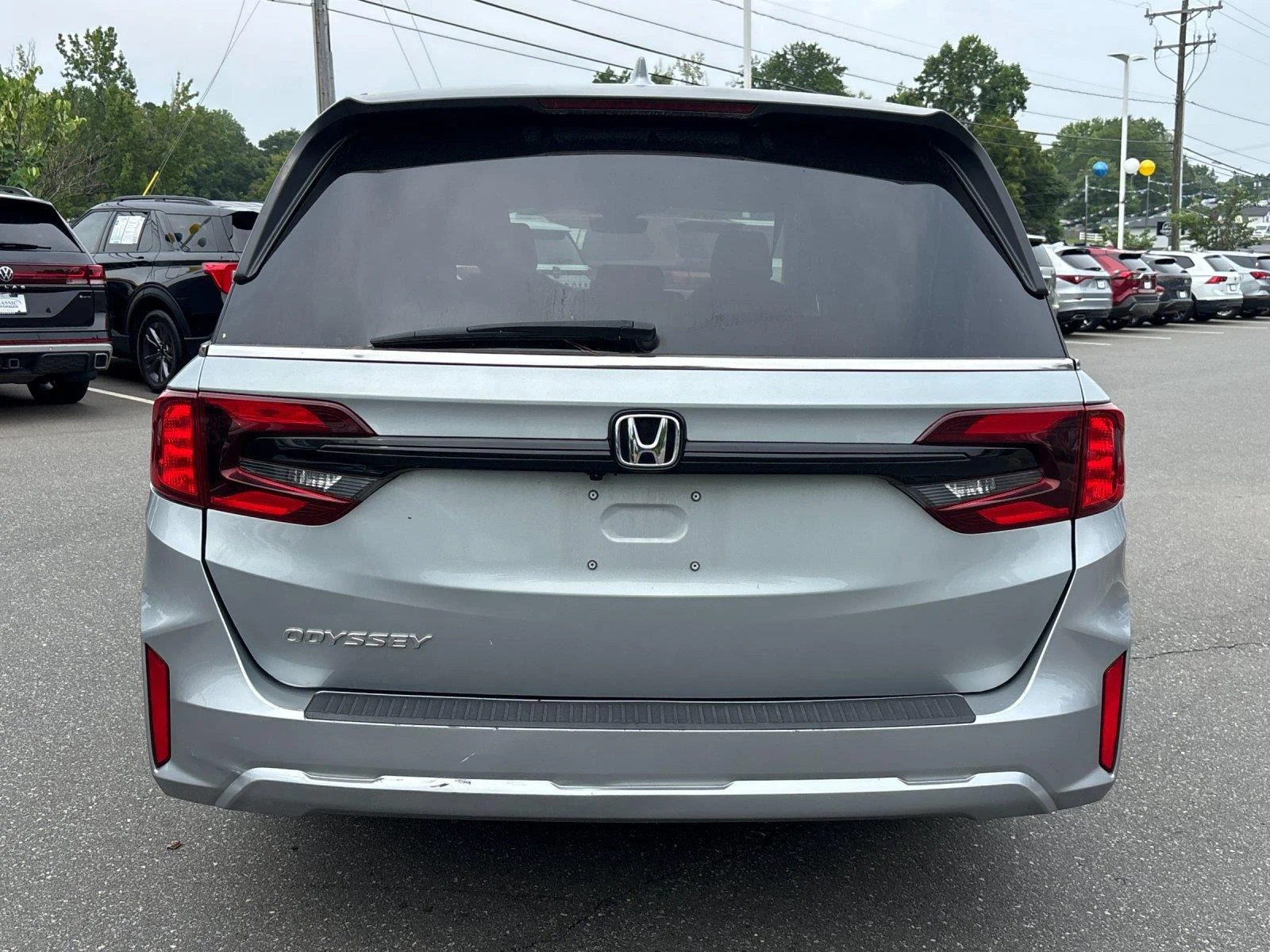 Used 2025  Honda EX-L image 4