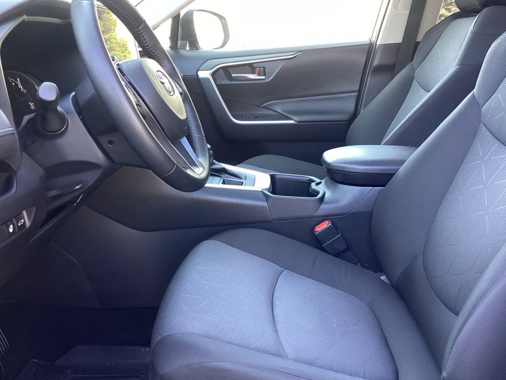 Certified Used 2025 White Toyota XLE image 5
