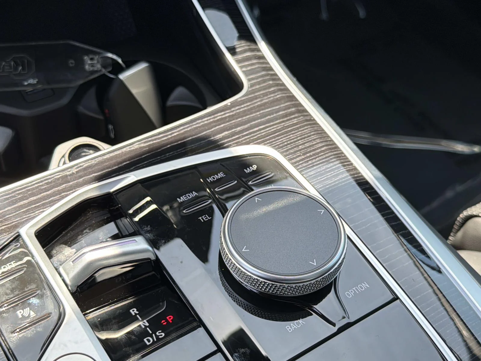 New 2026 Black Sapphire Metallic BMW sDrive40i image 25