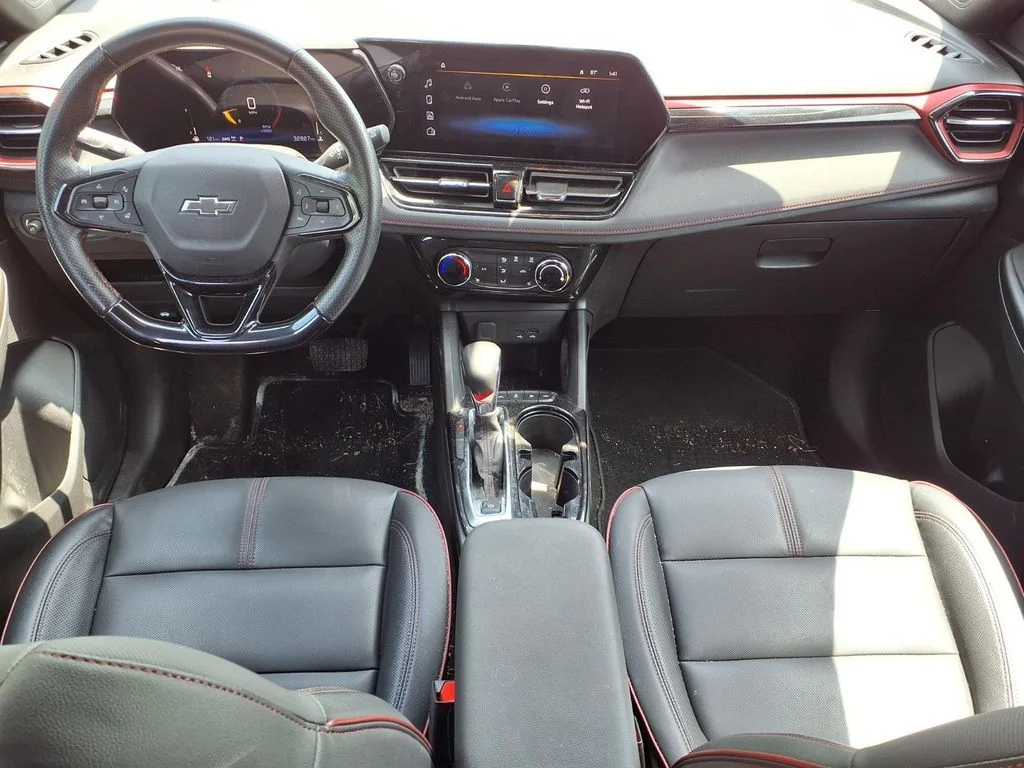 Used 2024 Green Chevrolet RS image 13