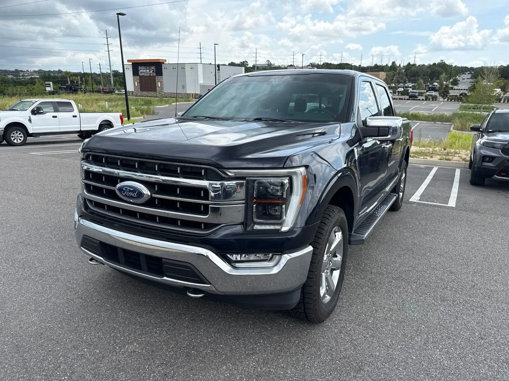 Used 2021 Antimatter Blue Metallic Ford Lariat image 5
