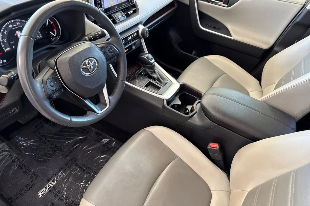 Used 2020 Black Toyota Limited image 14