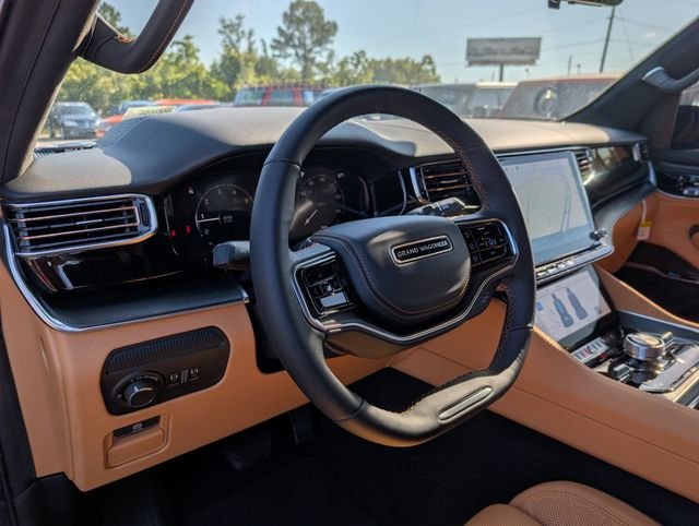 New 2026 High Gloss Black Jeep Summit Reserve image 33
