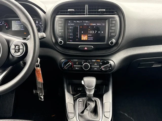 Used 2022 Black Kia LX image 11