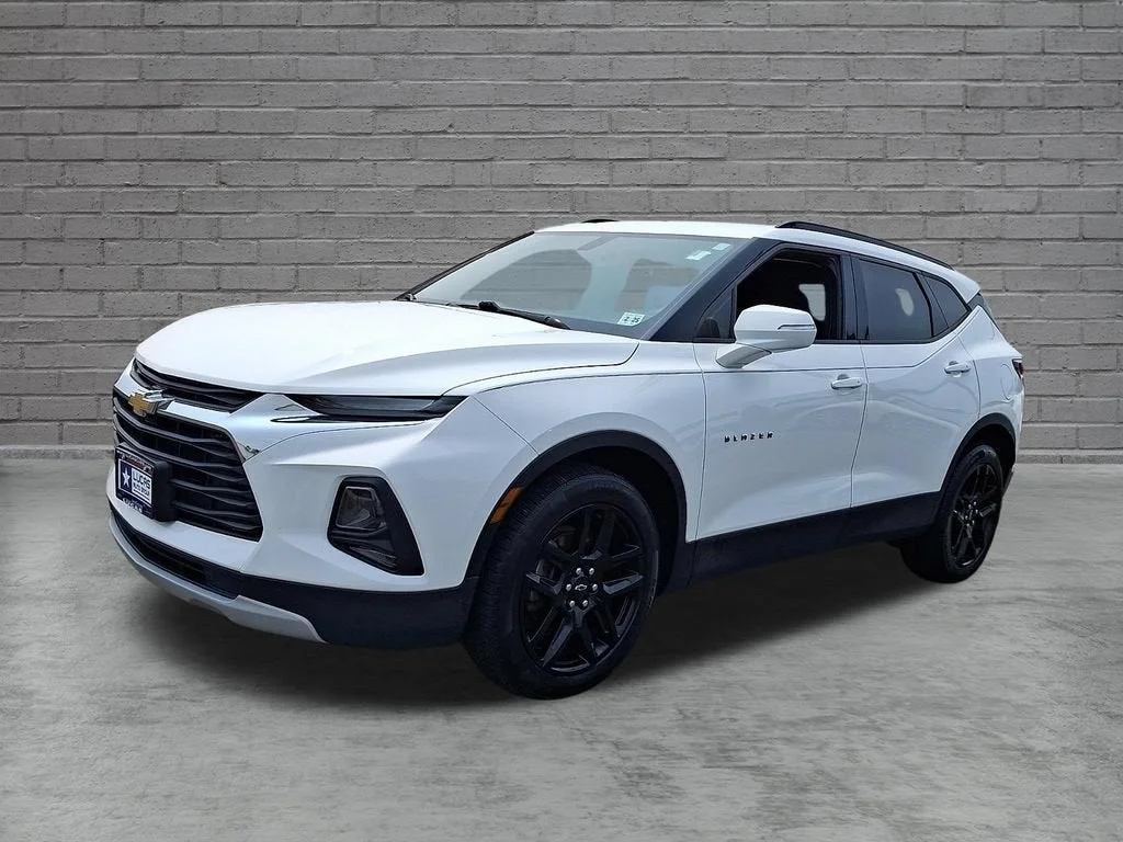 Used 2020 SUMMIT WHITE Chevrolet LT image 34