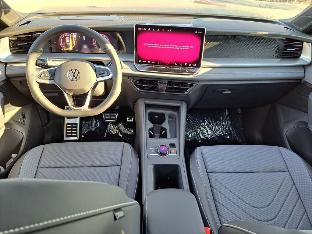 2026 Volkswagen Tiguan SE R-LINE BLACK - Photo 6