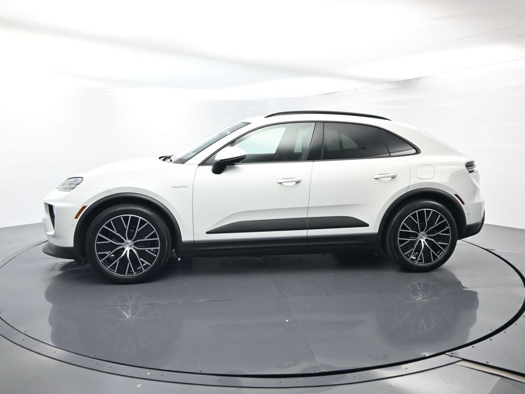 Certified 2024 Porsche Macan Base with VIN WP1AA2XA5RL002068 for sale in West Palm Beach, FL