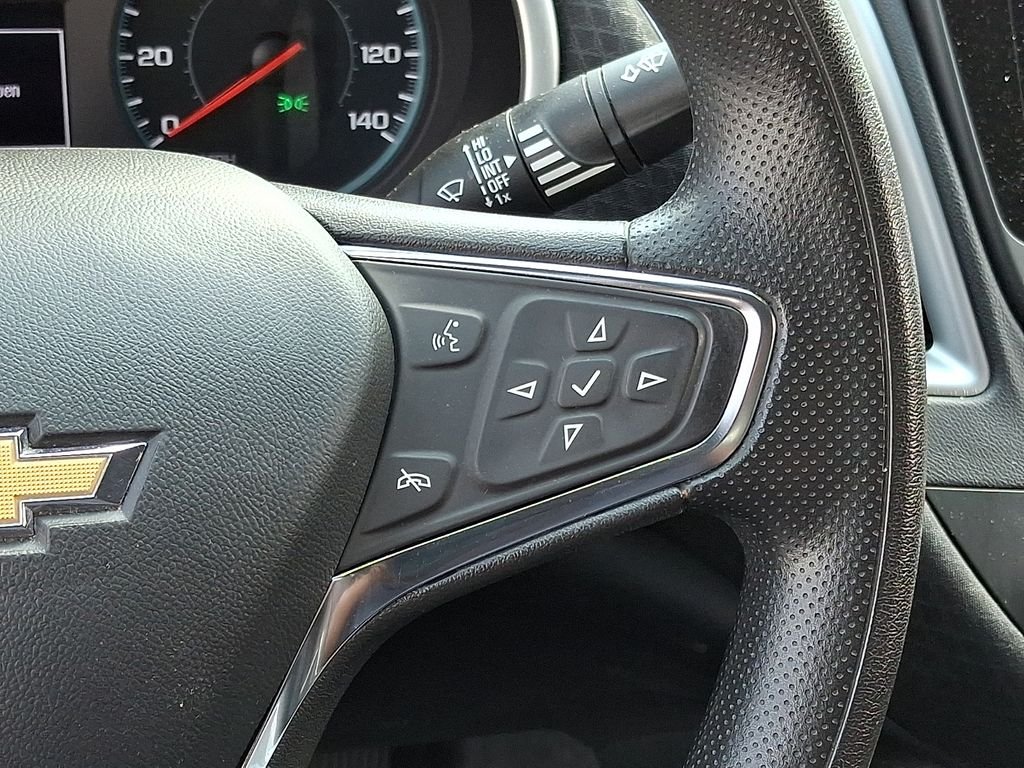 Used 2024 Gray Chevrolet LT image 22