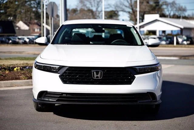 New 2026 Platinum White Pearl Honda LX image 20