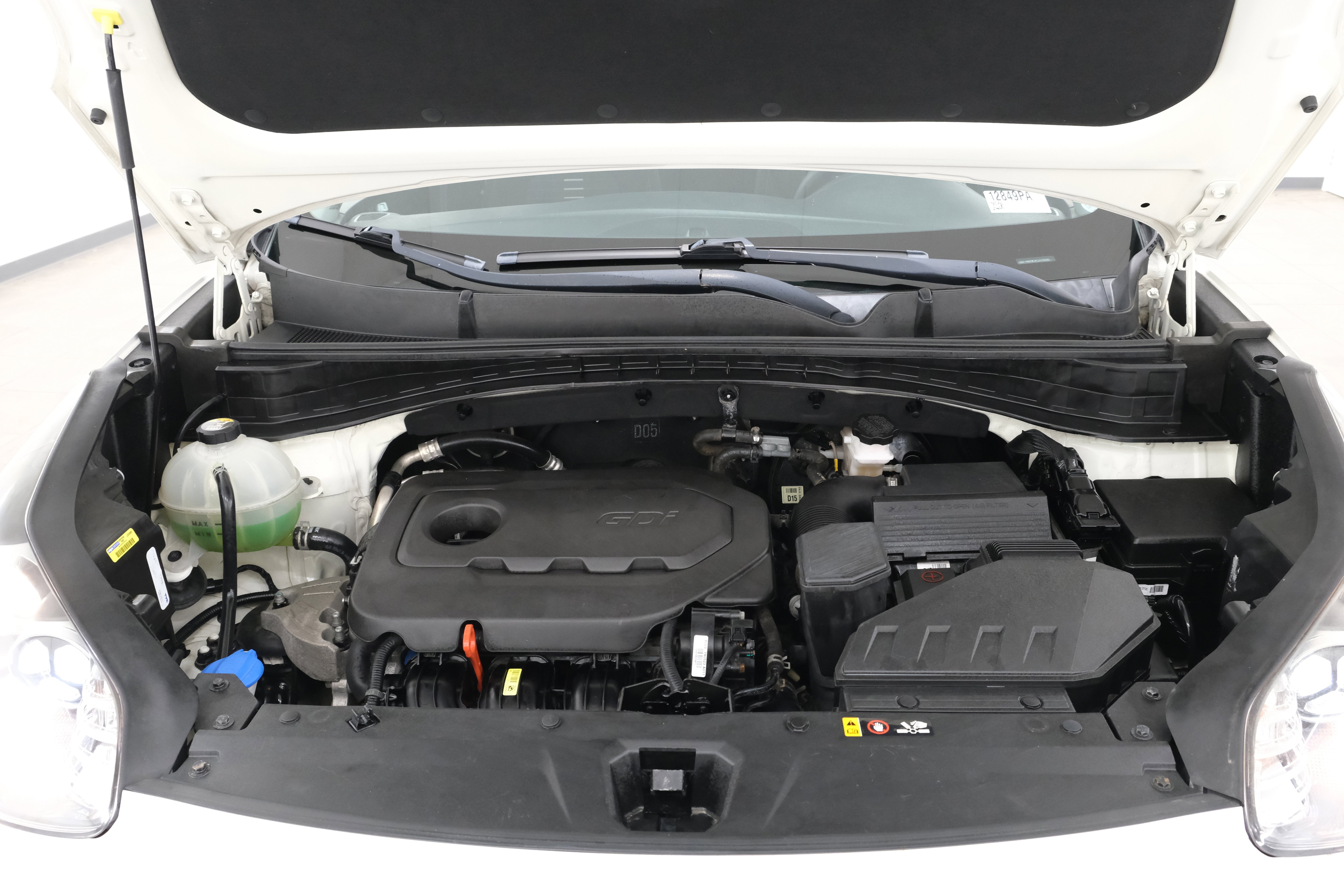 Used 2018 Clear White Kia LX image 40