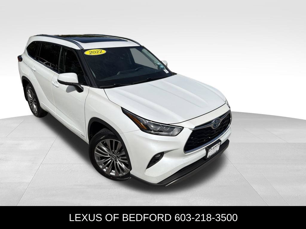 Used 2022 Beige Toyota Platinum image 3