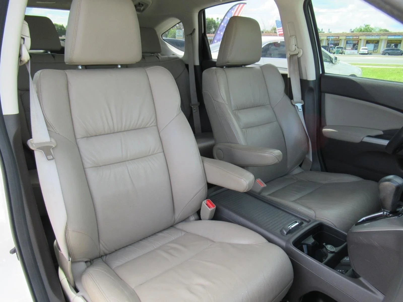 Used 2014 White Honda EX-L image 9