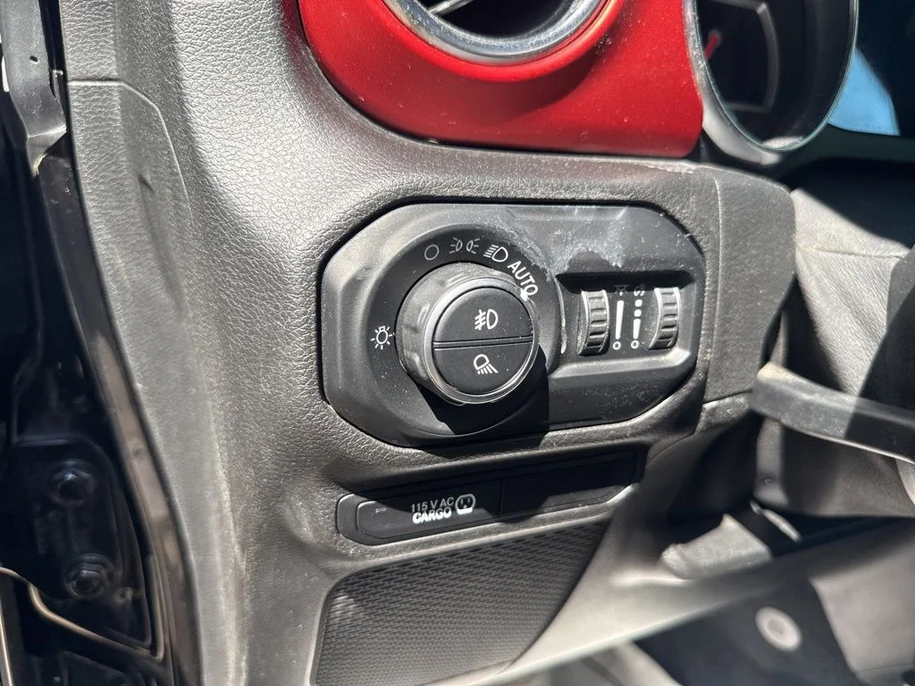 Used 2020 Black Jeep Rubicon image 21