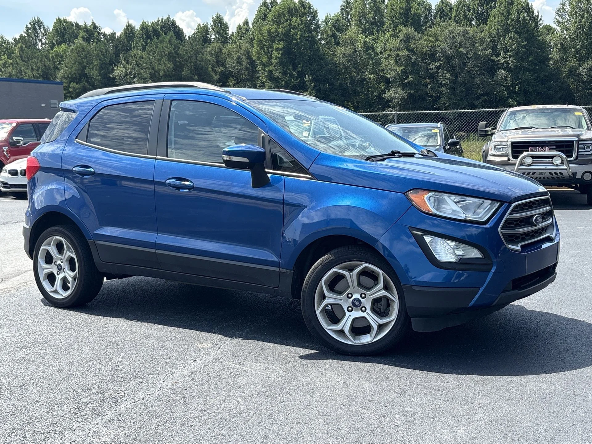 Used 2021 Lightning Blue Metallic Ford SE image 11